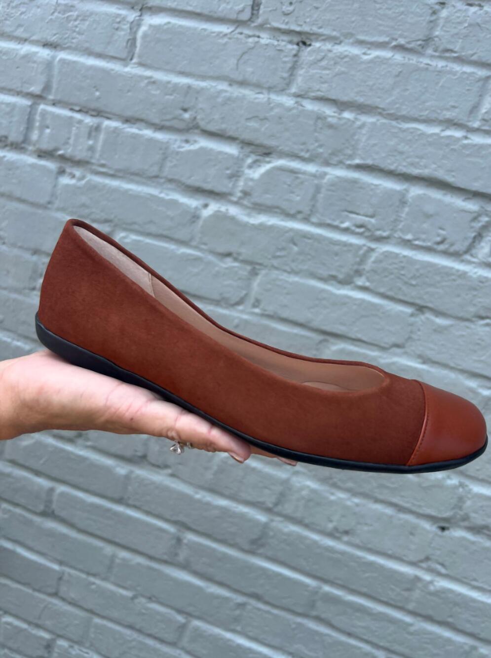 NEW FS/NY women's leora ballet flat in cuoio suede